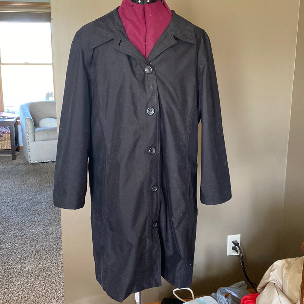 Lands’ End Black Trench Coat (Size LP)